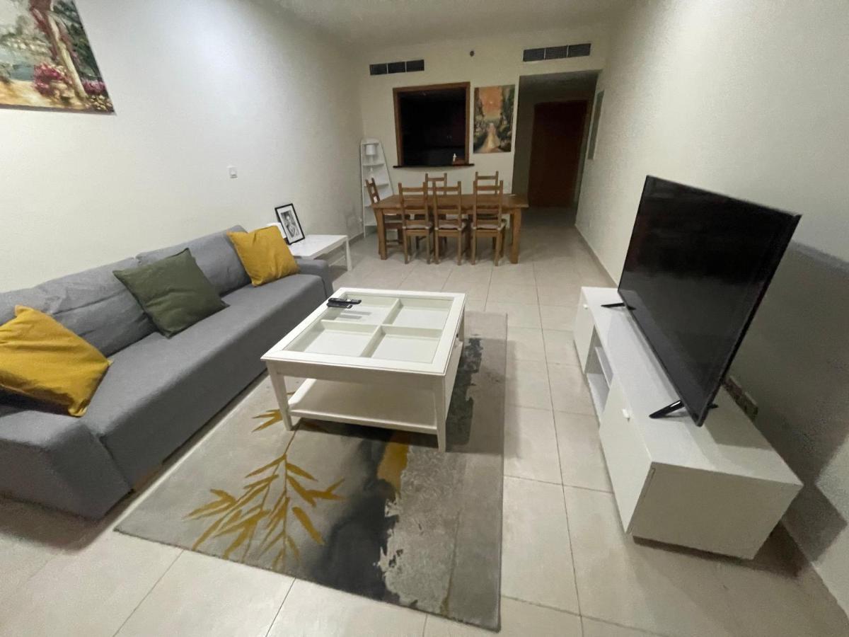 Metro Premium Location Spacious 2 Bedroom Apartment Right Next To The Metro Dubái Exterior foto